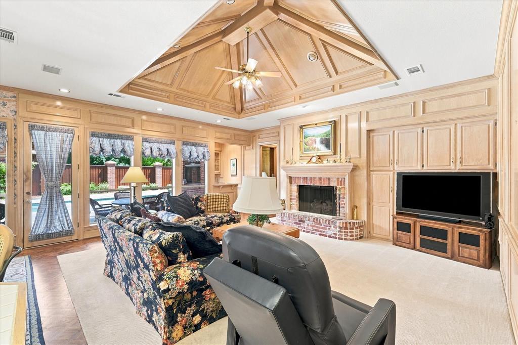4936 Sandestin Drive, Dallas, TX 75287