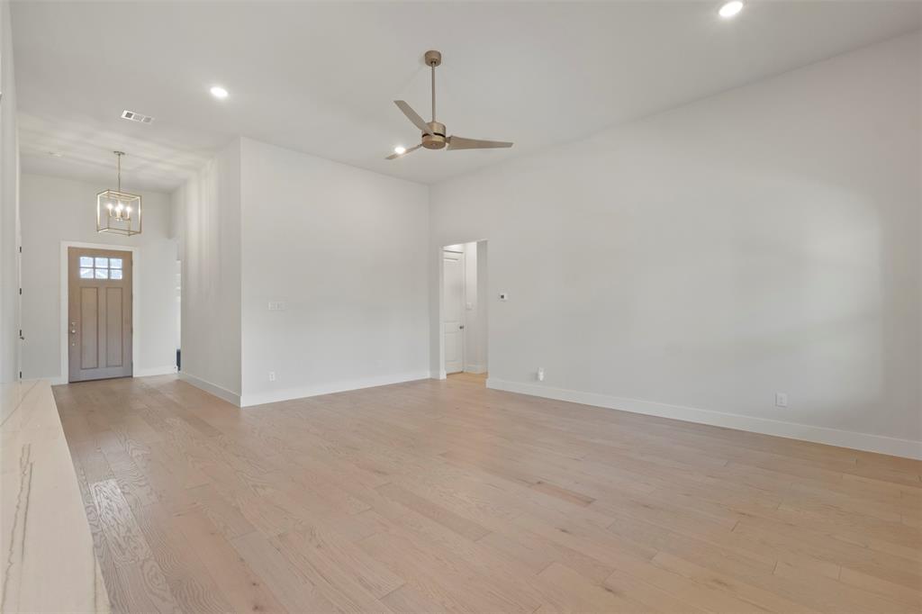 3905 Henley Lane, Garland, TX 75043