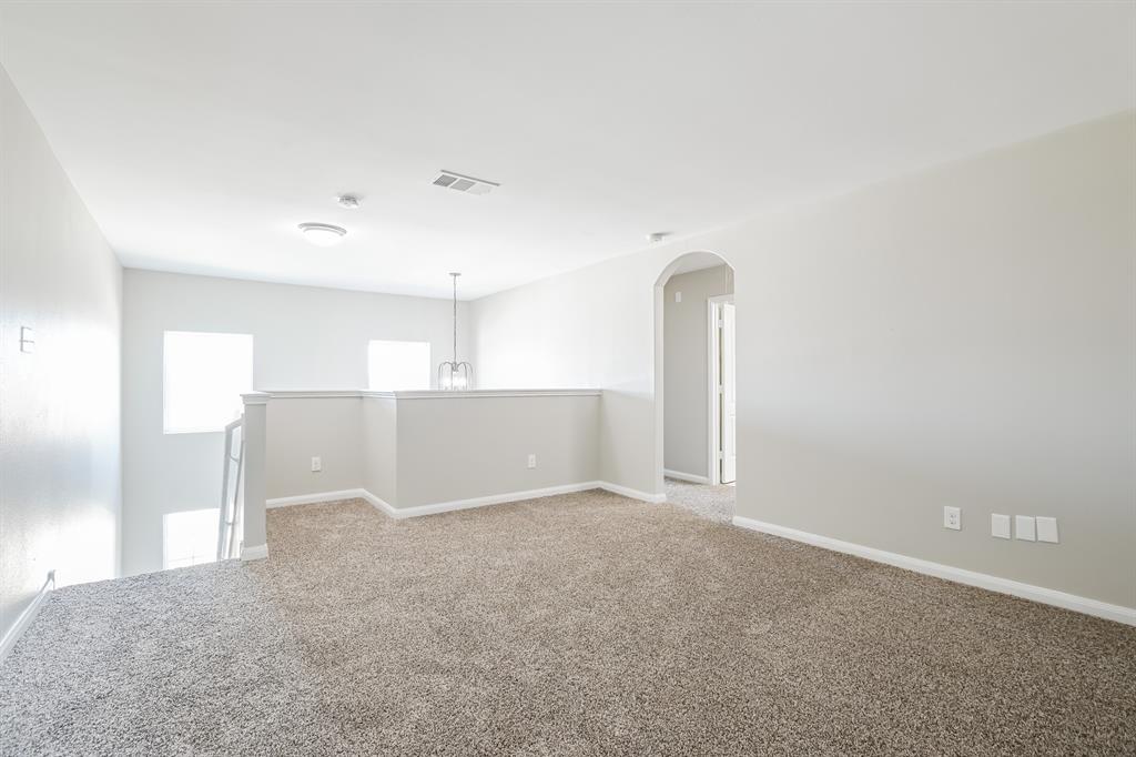 710 Shady Meadow Lane, Glenn Heights, TX 75154