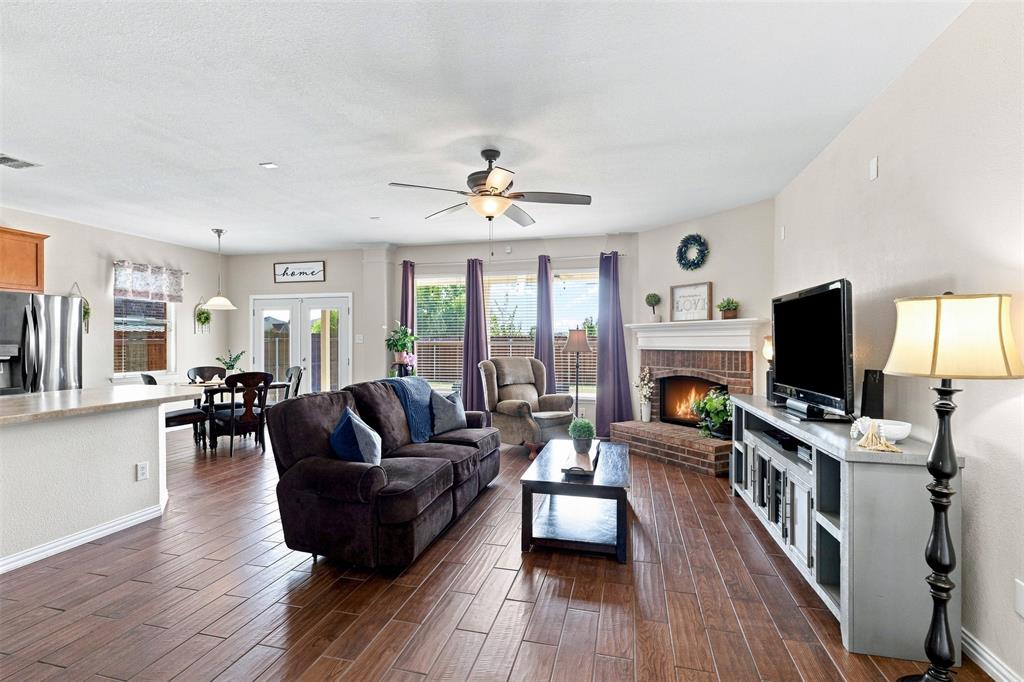 1105 Kimbro Drive, Forney, TX 75126 1105 Kimbro Drive, Forney, TX 75126