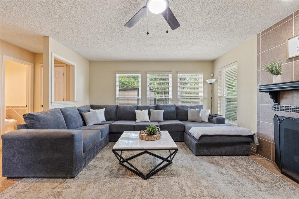 853 Via Madonna, Mesquite, TX 75150