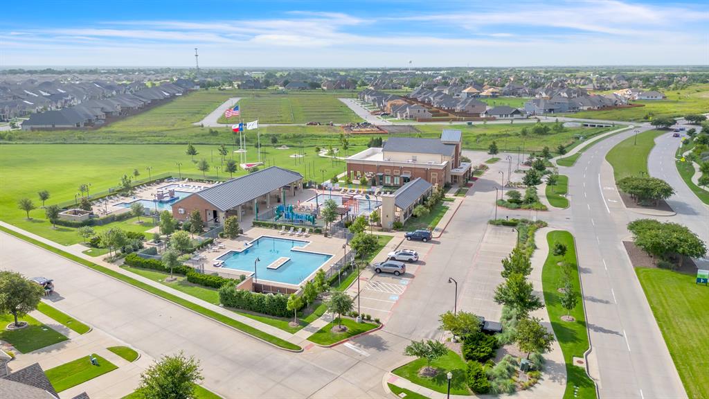1637 Pike Drive, Forney, TX 75126