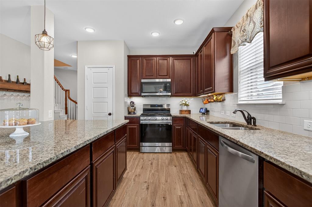 1637 Pike Drive, Forney, TX 75126 1637 Pike Drive, Forney, TX 75126