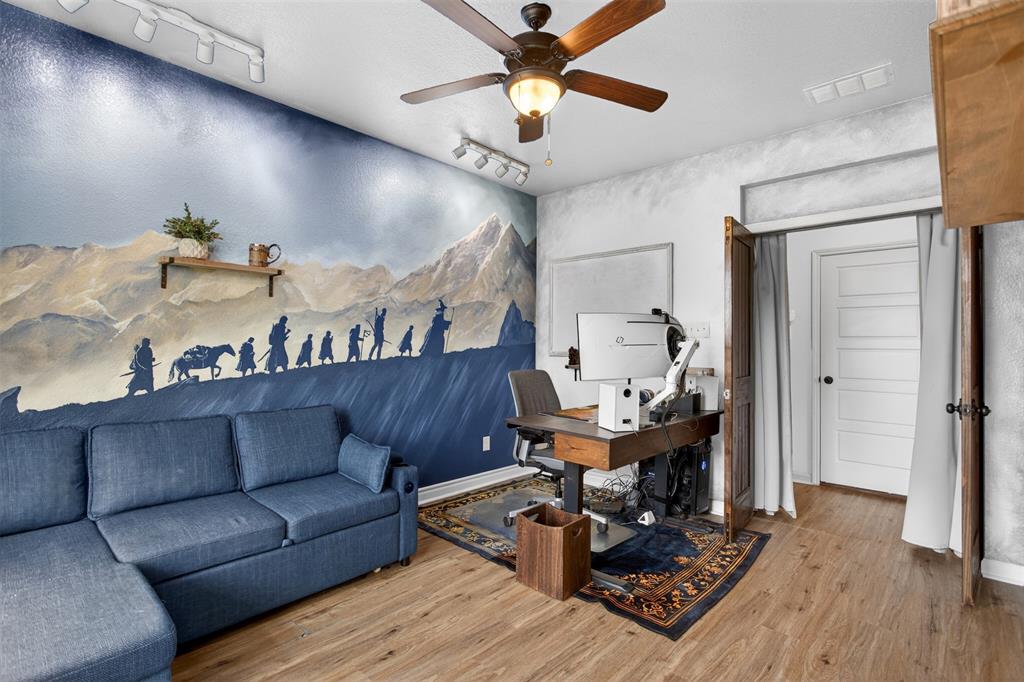 1637 Pike Drive, Forney, TX 75126