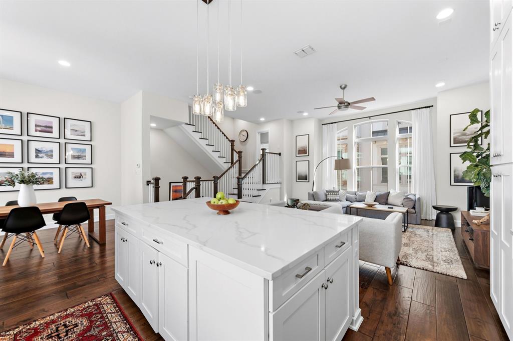 763 Spanish Oaks Place, Dallas, TX 75204