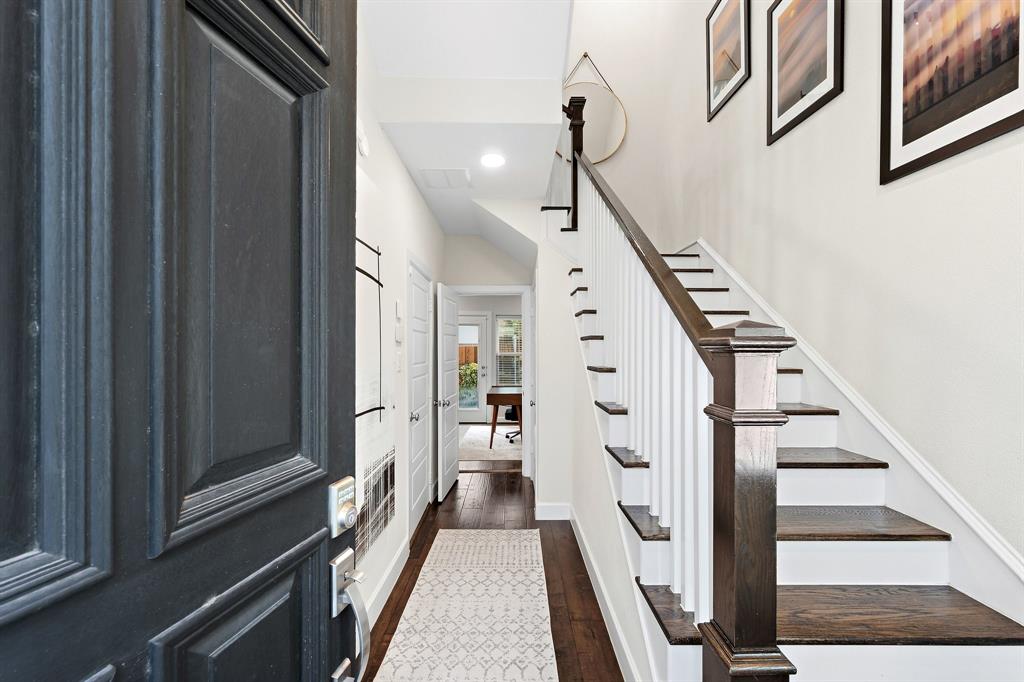 763 Spanish Oaks Place, Dallas, TX 75204
