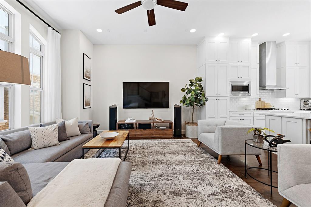 763 Spanish Oaks Place, Dallas, TX 75204