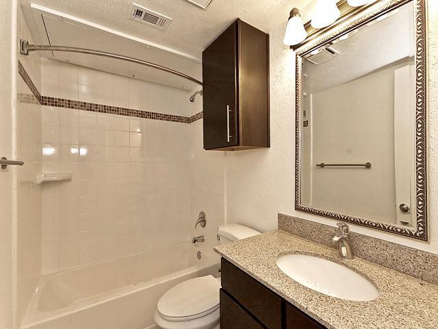 5909 Birchbrook Drive, #206, Dallas, TX 75206