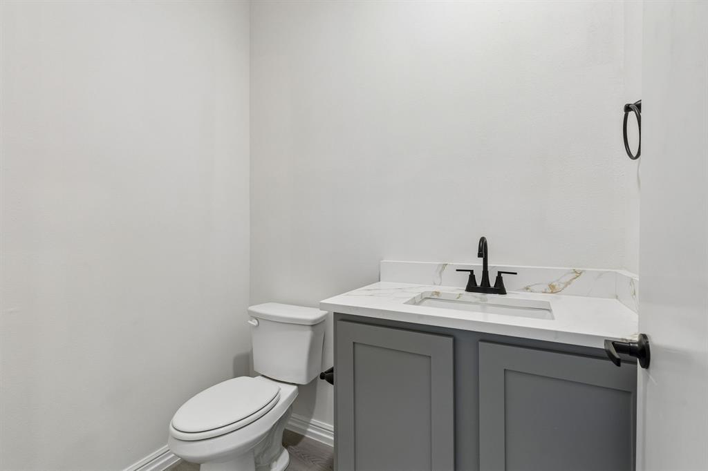 4453 Crescent Heights Road, Garland, TX 75043