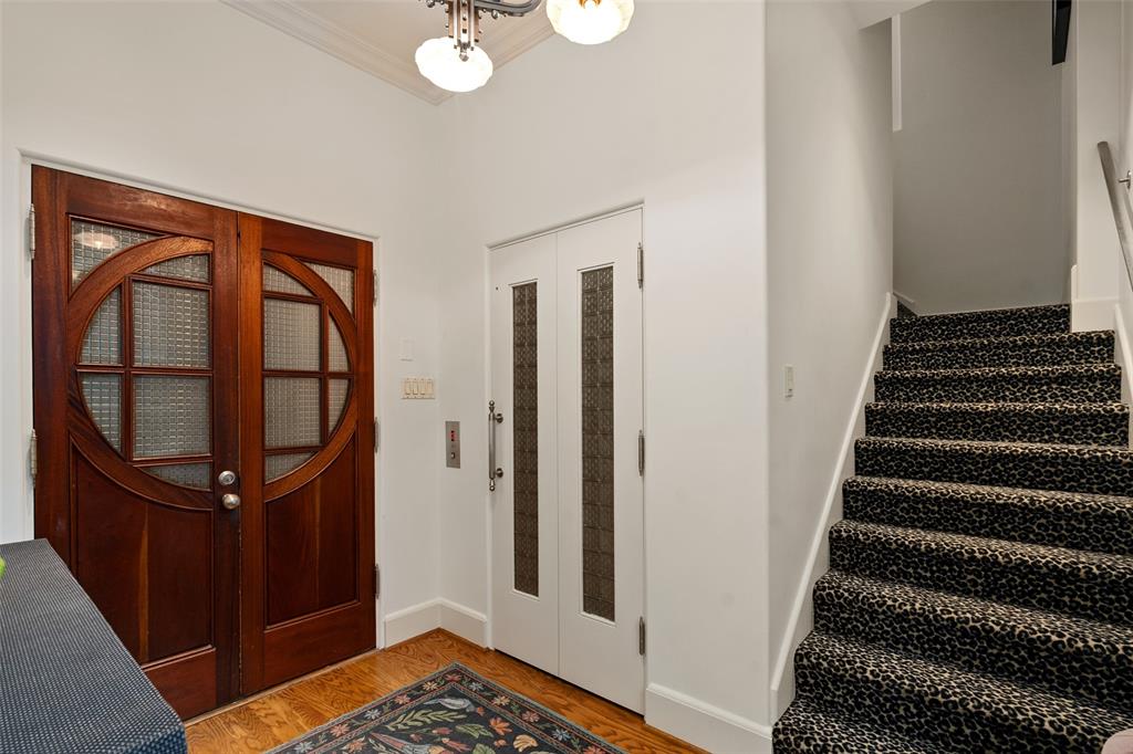 2203 Allen Street, Dallas, TX 75204