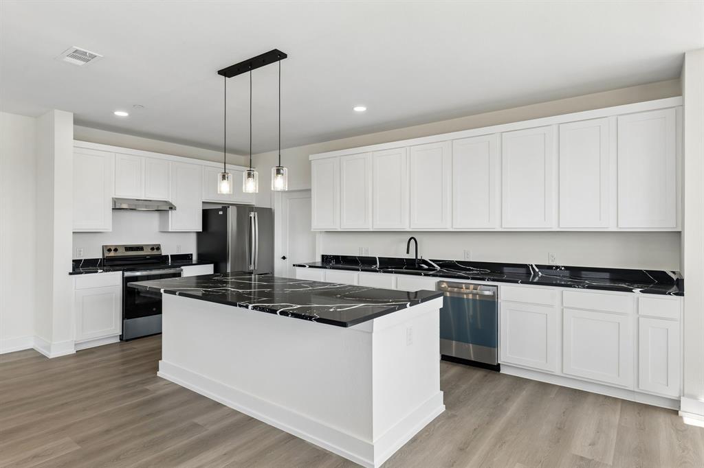4509 Crescent Heights Road, Garland, TX 75043