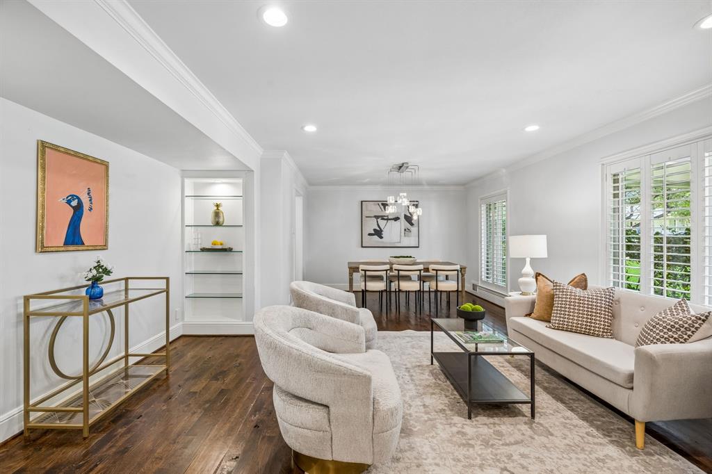 9946 Vistadale Drive, Dallas, TX 75238