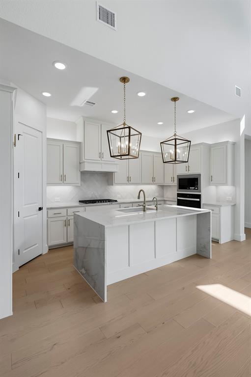 9168 Pavonia Lane, Frisco, TX 75035