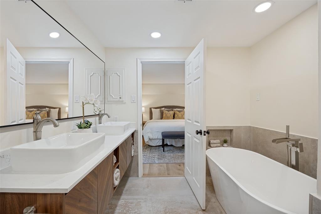 7142 Lakehurst Avenue, Dallas, TX 75230