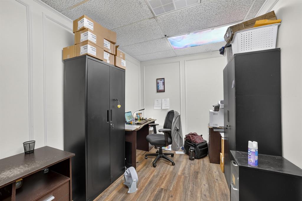 108 W Grove Street, Kaufman, TX 75142 108 W Grove Street, Kaufman, TX 75142