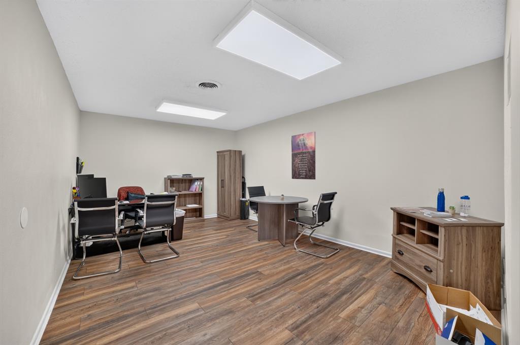 110 W Grove Street, Kaufman, TX 75142