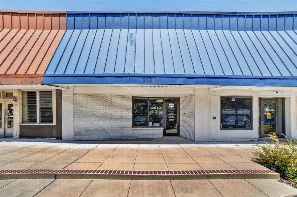 110 W Grove Street, Kaufman, TX 75142 110 W Grove Street, Kaufman, TX 75142