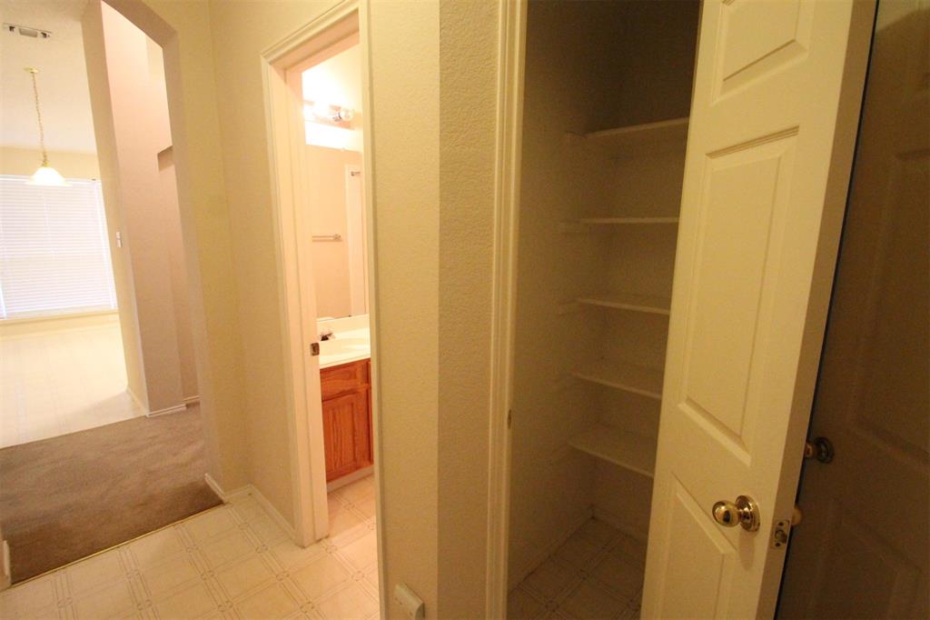2920 COVENTRY LN, McKinney, TX 75069