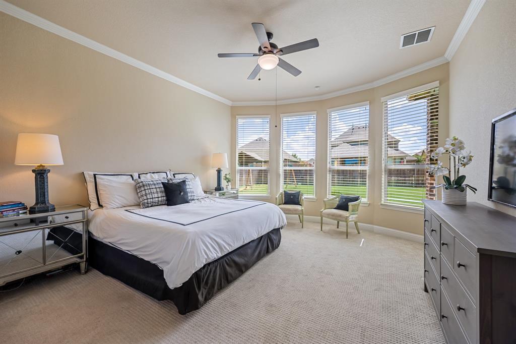 207 Charleston Lane, Fate, TX 75189