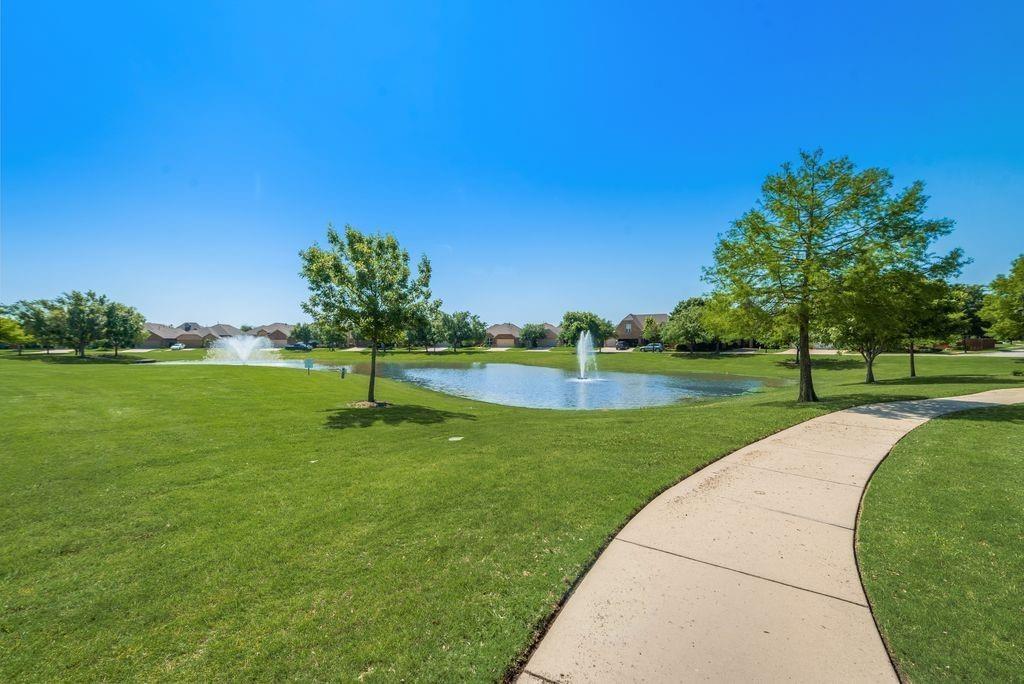 207 Charleston Lane, Fate, TX 75189