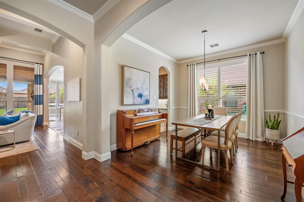 207 Charleston Lane, Fate, TX 75189
