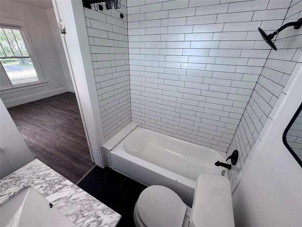 5619 Victor Street, Dallas, TX 75214 5619 Victor Street, Dallas, TX 75214