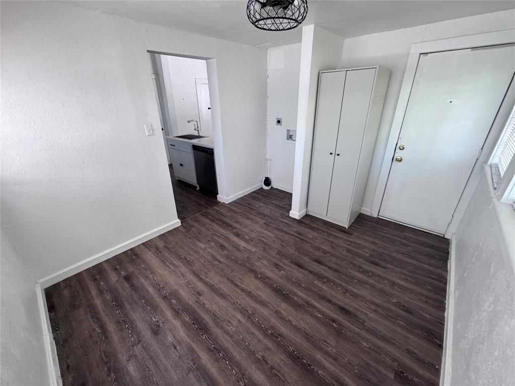 5619 Victor Street, Dallas, TX 75214