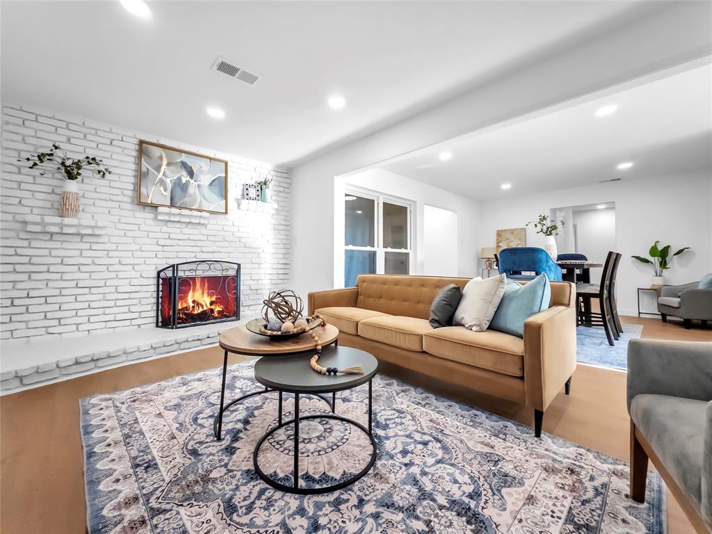 1802 Fairfax Lane, Carrollton, TX 75006
