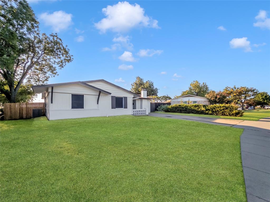 1802 Fairfax Lane, Carrollton, TX 75006 1802 Fairfax Lane, Carrollton, TX 75006