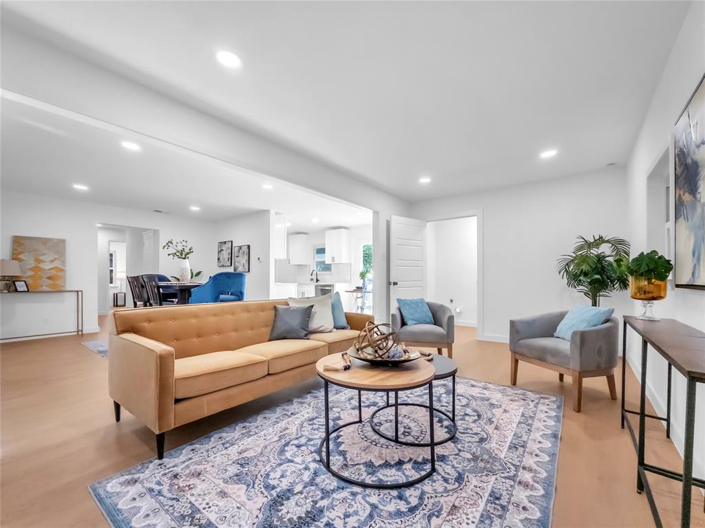 1802 Fairfax Lane, Carrollton, TX 75006