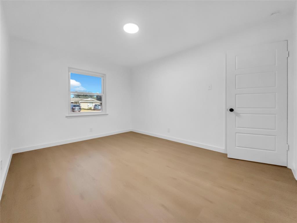1802 Fairfax Lane, Carrollton, TX 75006