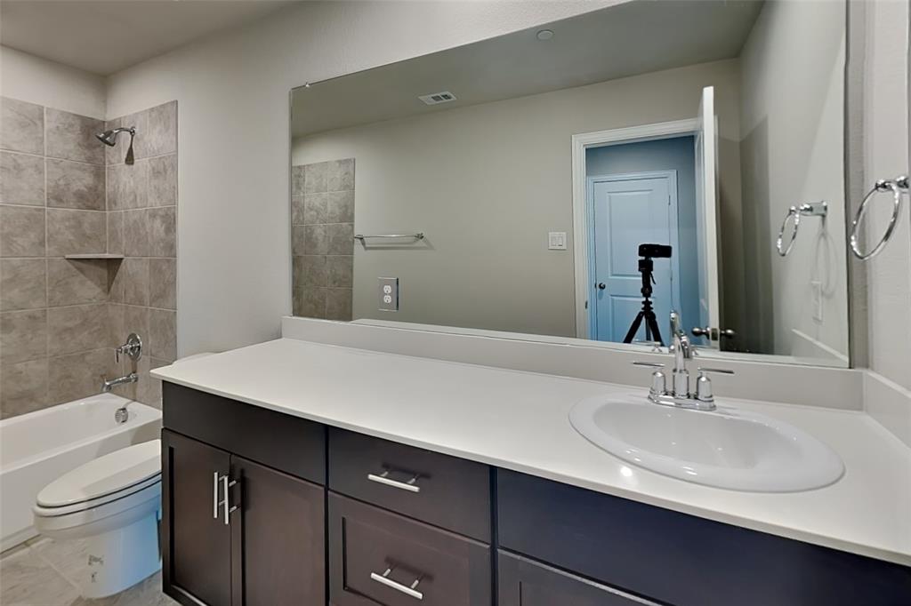 4109 Stockyard Station Lane, Sachse, TX 75048