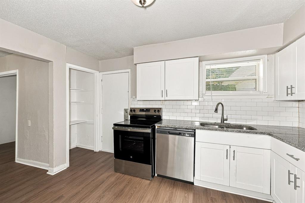 1705 Longview Street, Mesquite, TX 75149 1705 Longview Street, Mesquite, TX 75149