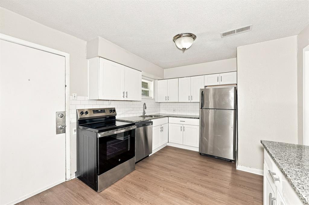 1705 Longview Street, Mesquite, TX 75149 1705 Longview Street, Mesquite, TX 75149