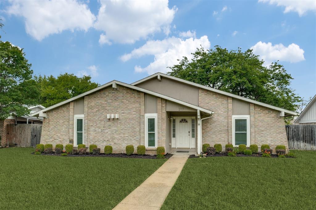 Welcome Home to 2117 Oak Brook in Richardson!