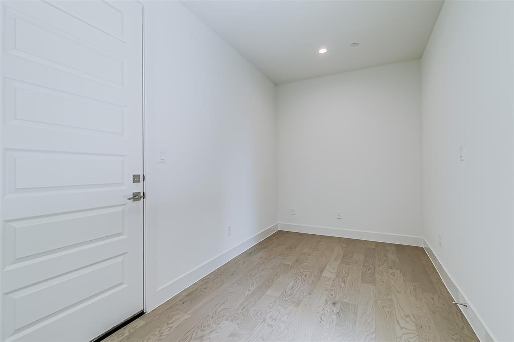 6028 Lewis Street, #202, Dallas, TX 75206