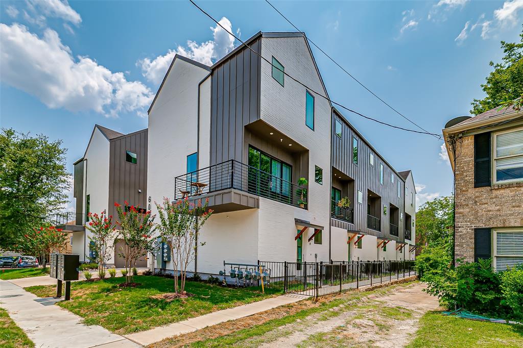 6028 Lewis Street, #202, Dallas, TX 75206