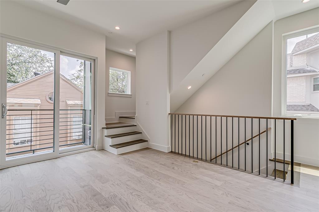 6028 Lewis Street, #202, Dallas, TX 75206