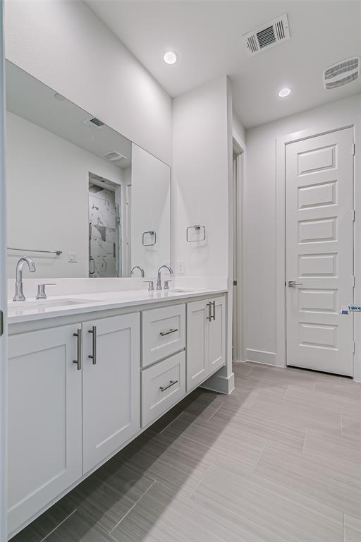 6028 Lewis Street, #202, Dallas, TX 75206