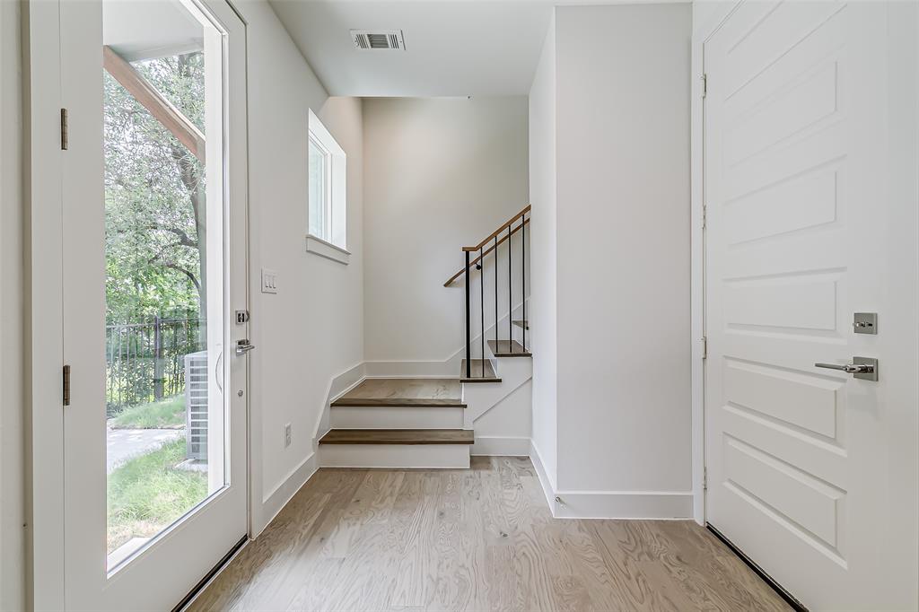 6028 Lewis Street, #202, Dallas, TX 75206