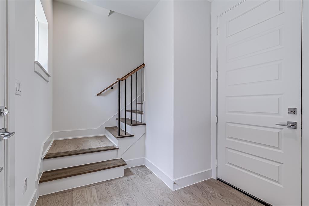 6028 Lewis Street, #202, Dallas, TX 75206
