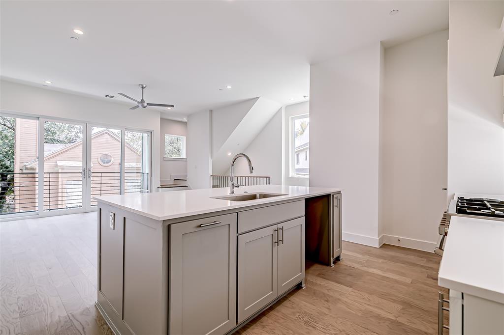 6028 Lewis Street, #202, Dallas, TX 75206