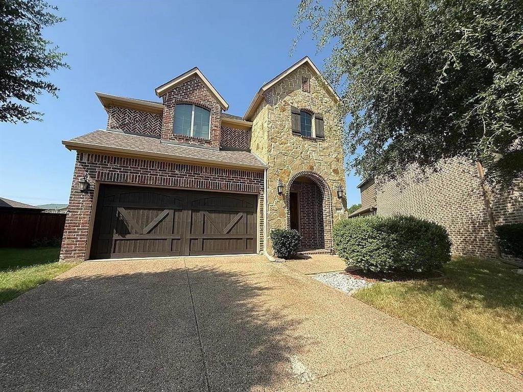 9001 Blue Water Drive, Plano, TX 75025 9001 Blue Water Drive, Plano, TX 75025