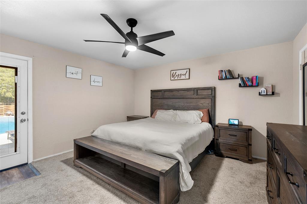 104 Russell Lane, Hewitt, TX 76643