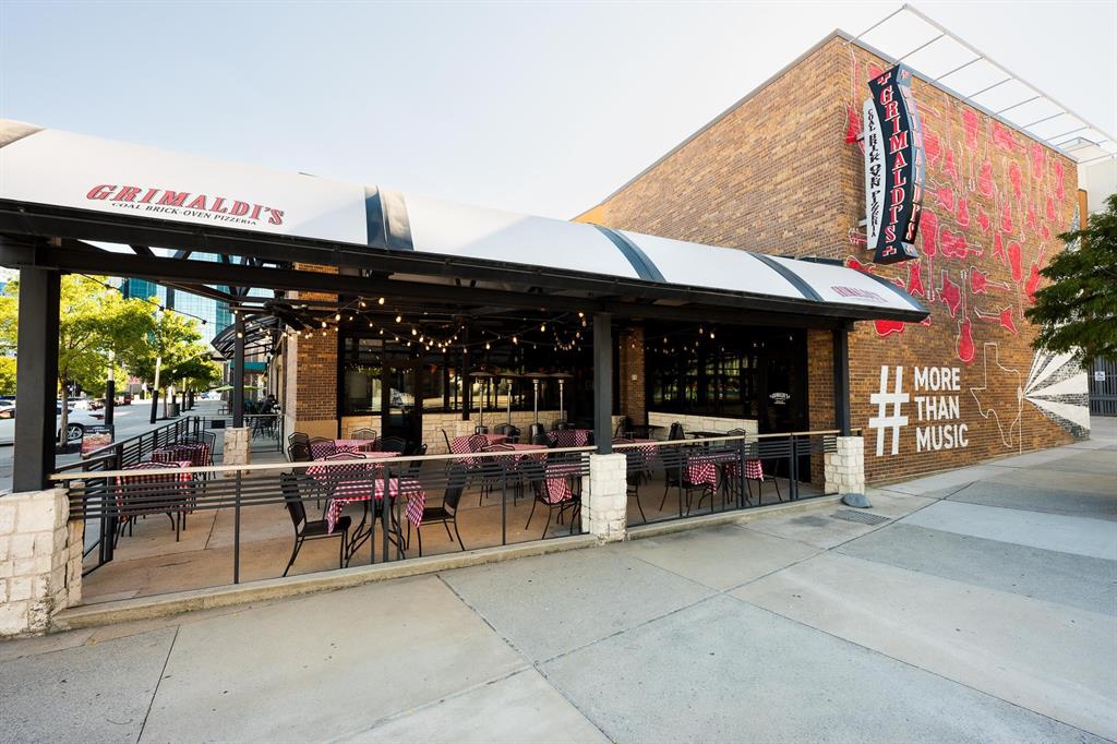 555 Via Amalfi, #312, Irving, TX 75039