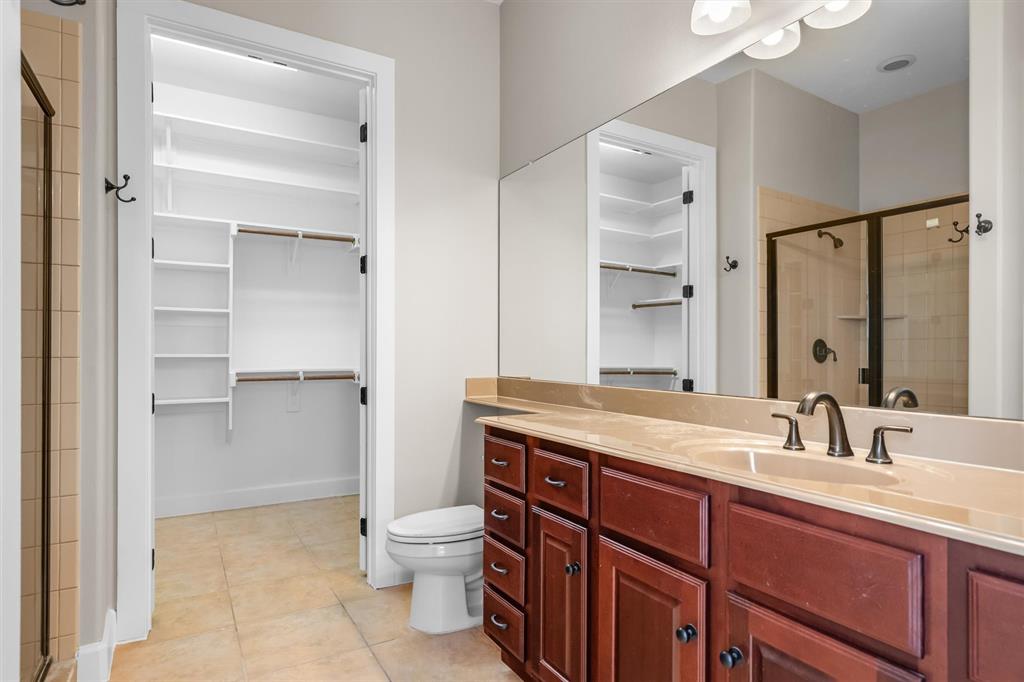555 Via Amalfi, #312, Irving, TX 75039
