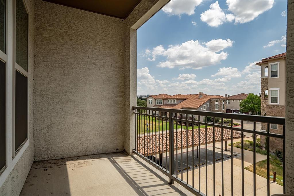 555 Via Amalfi, #312, Irving, TX 75039