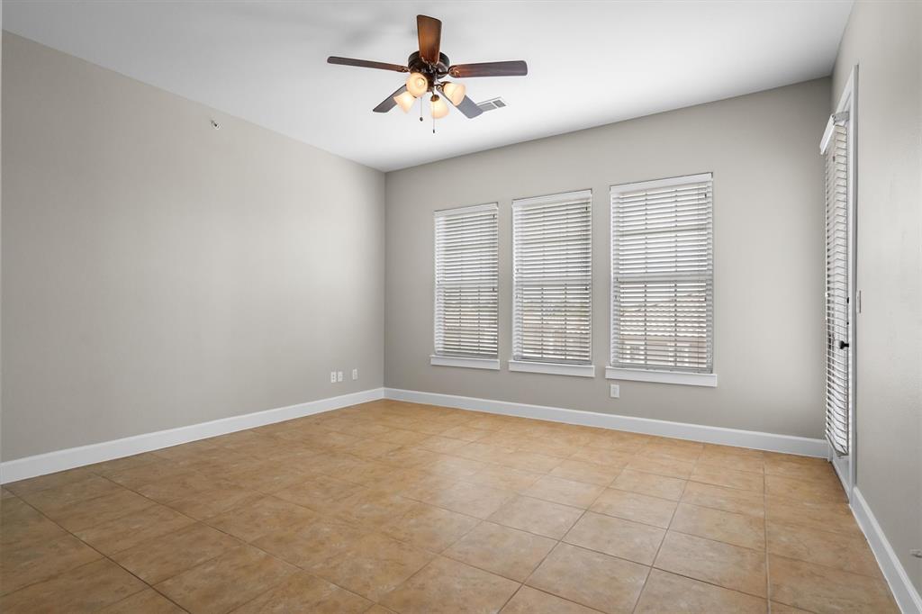 555 Via Amalfi, #312, Irving, TX 75039