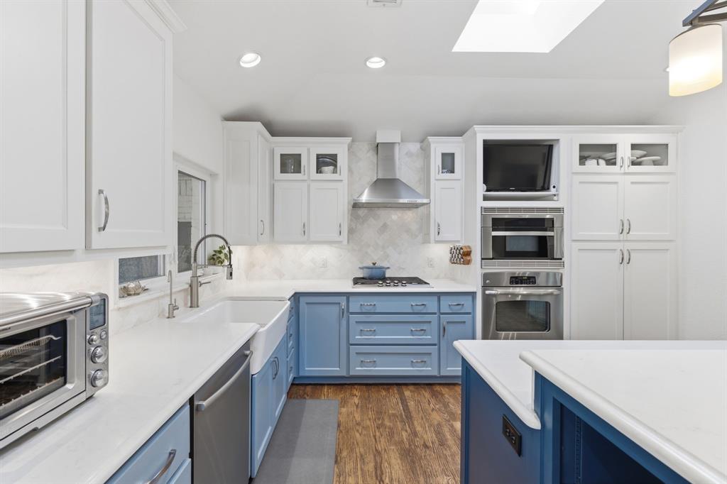 2223 Loving Avenue, Dallas, TX 75214