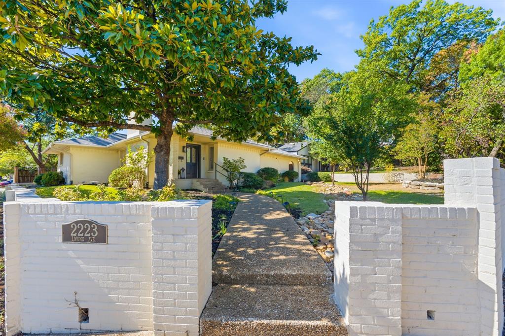 2223 Loving Avenue, Dallas, TX 75214